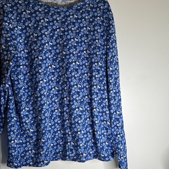 Land’s End crew neck top size M long sleeves blue white floral casual - Picture 4 of 6